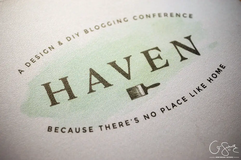 Because I live in the middle of nowhere Ontario Canada, I was super excited that I got to travel and actually meet other home and DIY bloggers at the Haven Conference! Here is a quick-ish recap of my time :)