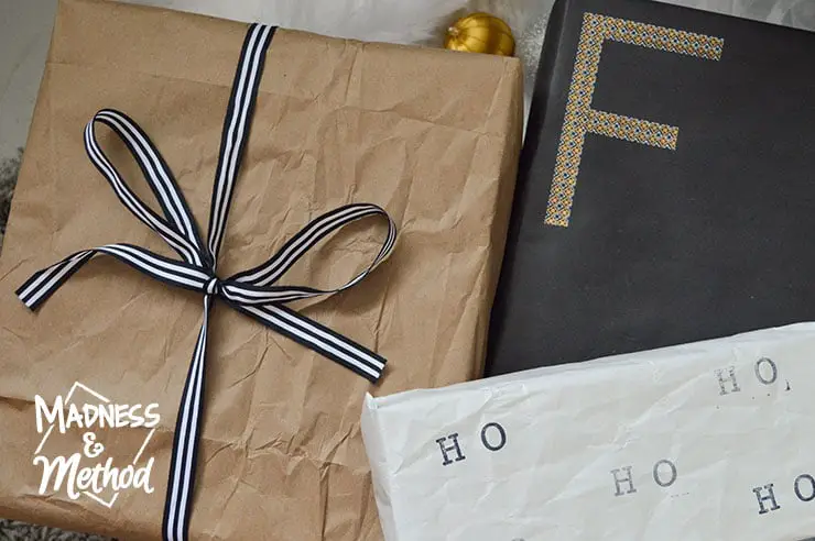 Minimalist Gift Wrapping