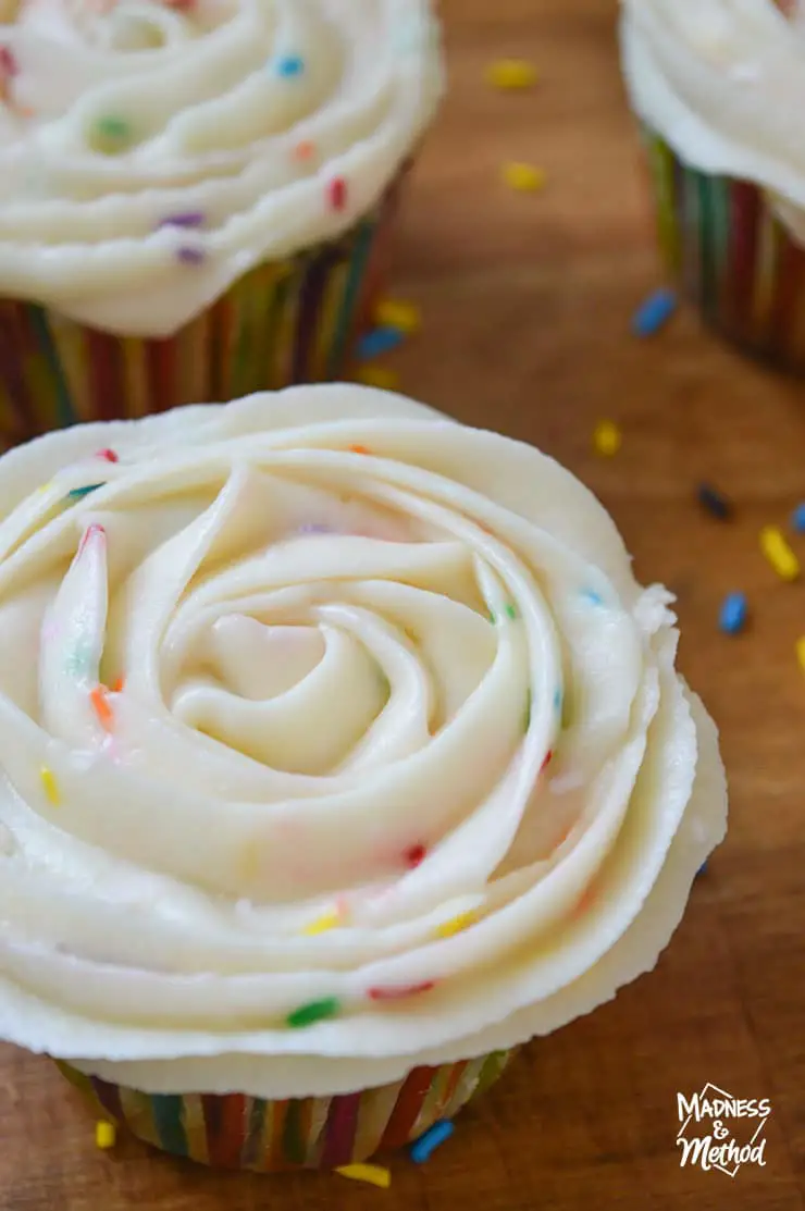 rose funfetti frosting