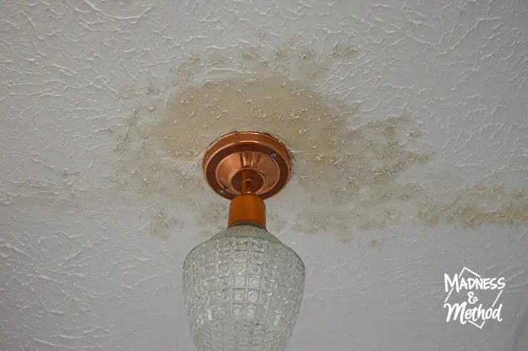 popcorn texture on stucco ceiling