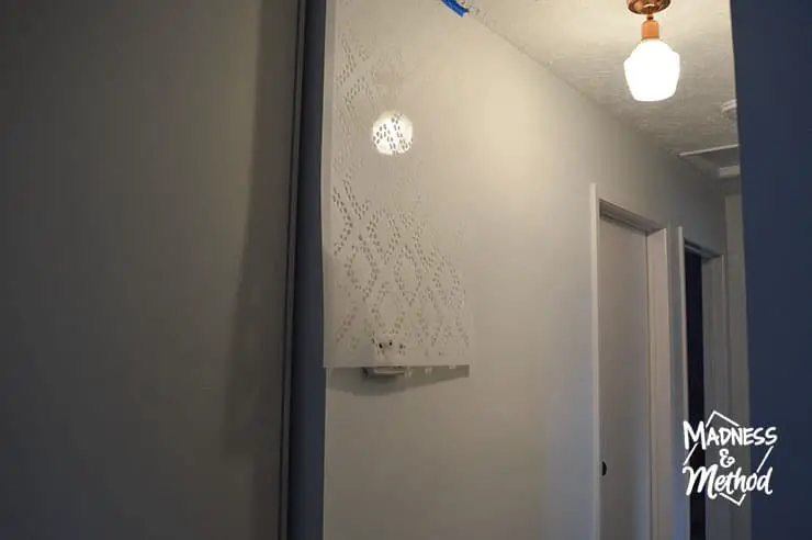 taping wall stencil