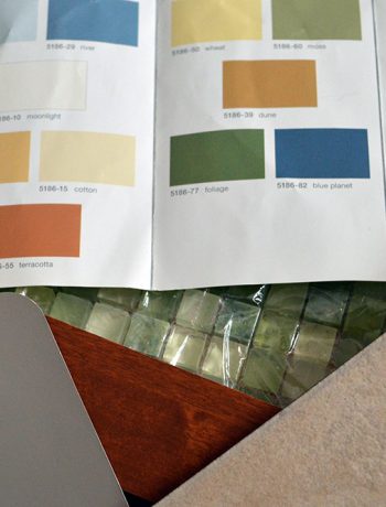 Explore the wall colours, kitchen cabinet finishes, tile options (and more) that I evaluated for our DIY Kitchen Remodel.