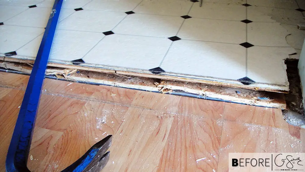 The (painstaking) process of how we took up the old linoleum floors in our kitchen to prepare for the DIY ceramic tile install.