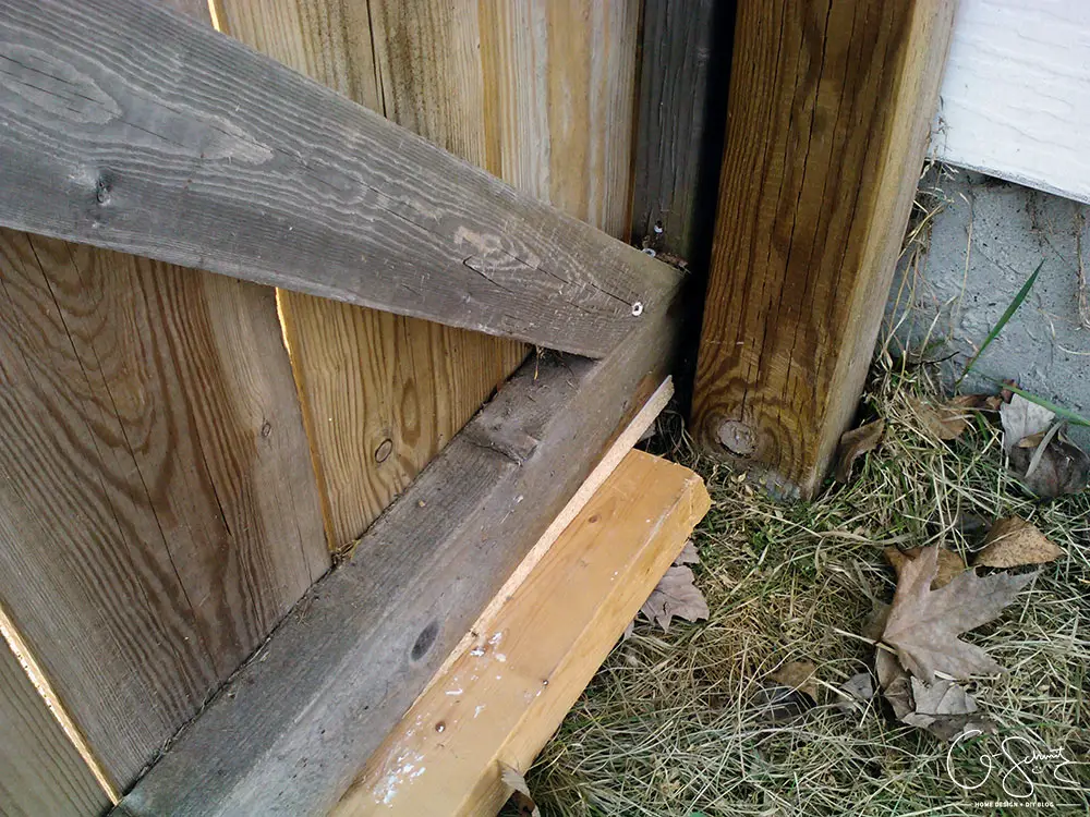 Have you ever attempted a "simple" DIY project that didn't go as planned? If you're looking to install a gate or double wooden door on your fence, read on for good tips and also some advice on things you should avoid!