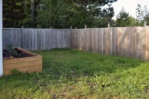 It seems like updating the backyard is a never ending task. Here’s an overview of all the garden and outdoor DIY projects we worked on this summer!