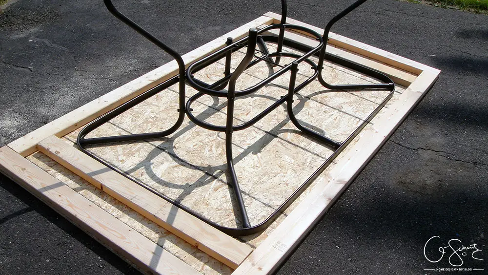 Did your glass patio tabletop break and you’re looking to make a new top? Here’s a super-duper custom patio table that I made using lots of leftover materials. It’s an easy DIY project that can be almost completely customized to anything you want!