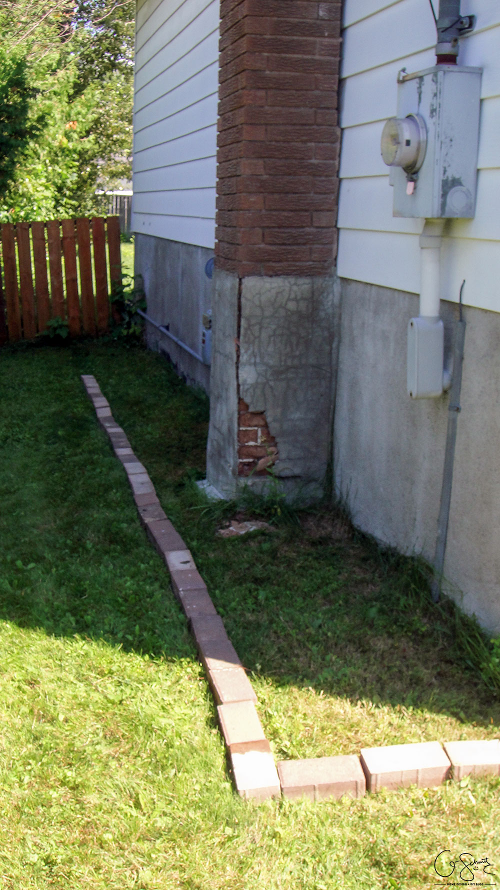 We’ve started our front walkway remodel, and the first step is removing patio stones. If you’re planning on doing a DIY walkway project this summer, these tips are for you!
