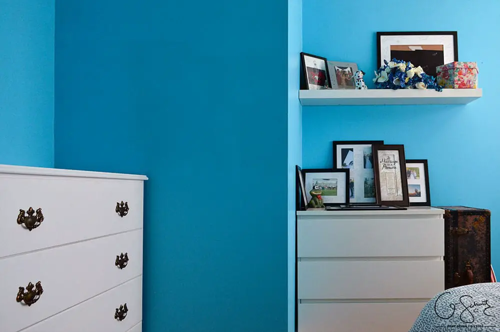 We use The Blue Room as a guest bedroom; and although I don't think the bright colour is very calming, at least our guests won't have any problems waking?