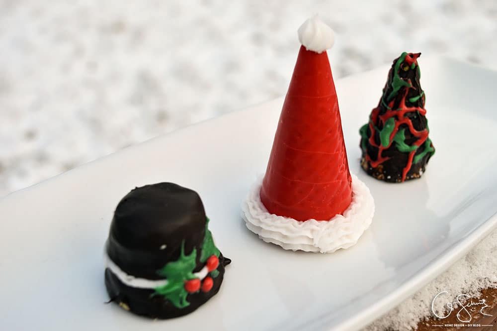 I just completed these super easy custom ice cream cone Santa hats (and snowman hats, and Christmas trees!) and thought I should share how I made them!