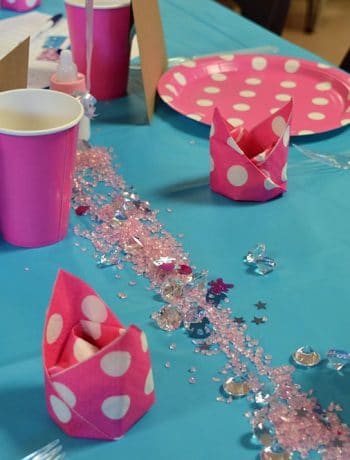 Having a pink and blue baby shower is definitely the most general option; but why mess with tradition? Especially if you don't know the gender of the baby!