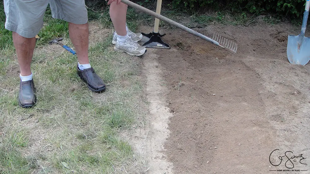 Thinking about adding some pizzazz to your outdoor landscaping this year? Today I'm going to explain how to install pavers in case you wanted a similar look at your house. This DIY project has some big impact! 