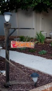 diy halloween lamp post