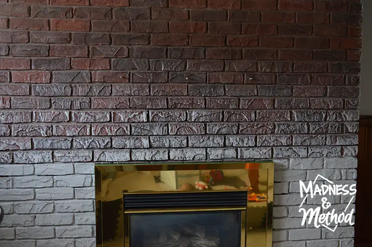 dry-brush-bricks-fireplace-makeover-04