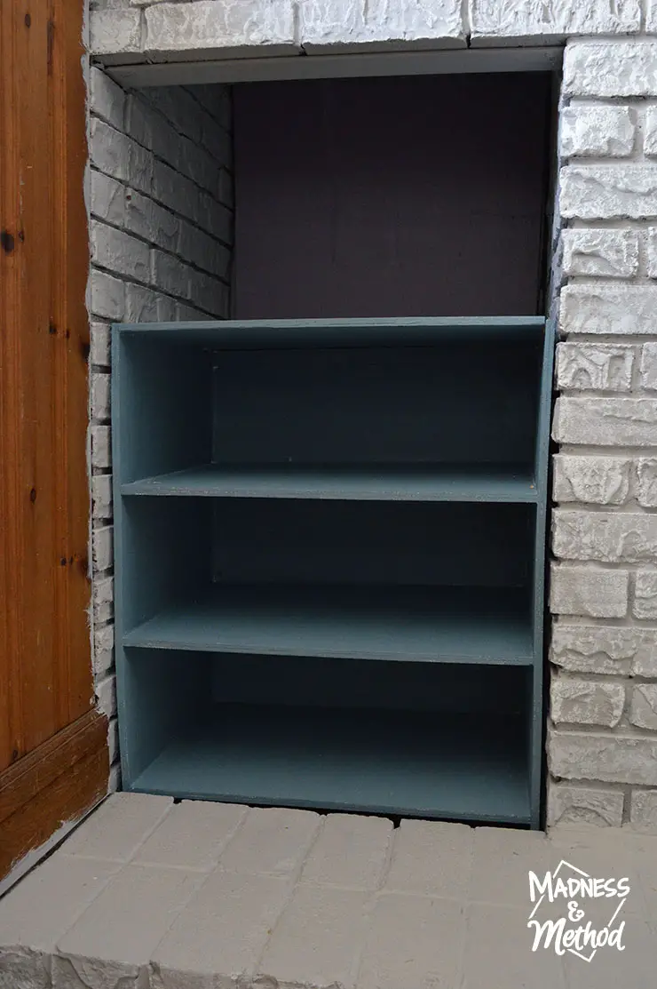 custom-game-shelf-11