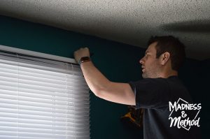 installing curtain rod