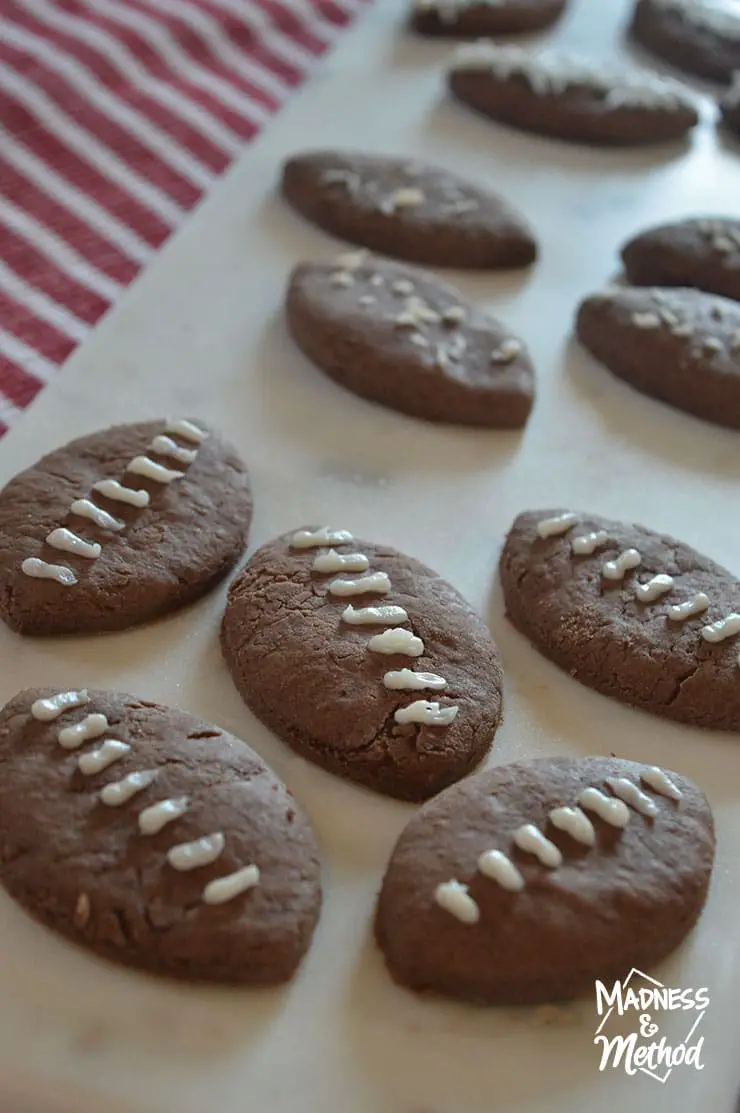 decorative football cookies 