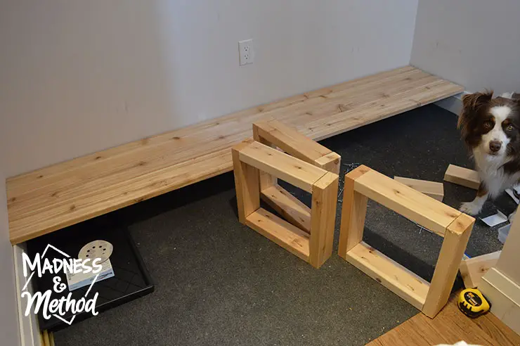 mudroom bench support