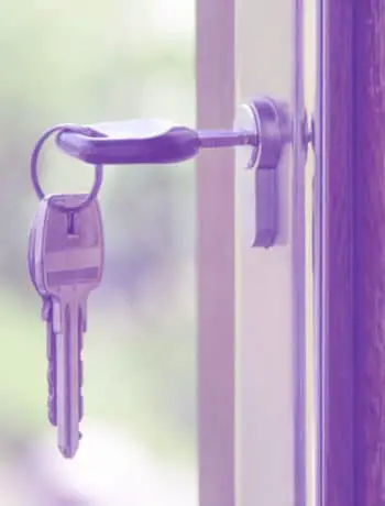 buying house keys in door