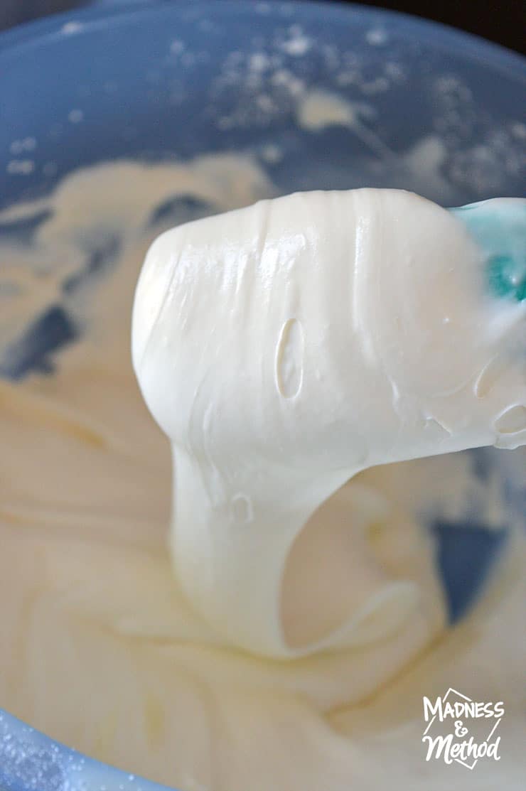 white chocolate ganache frosting