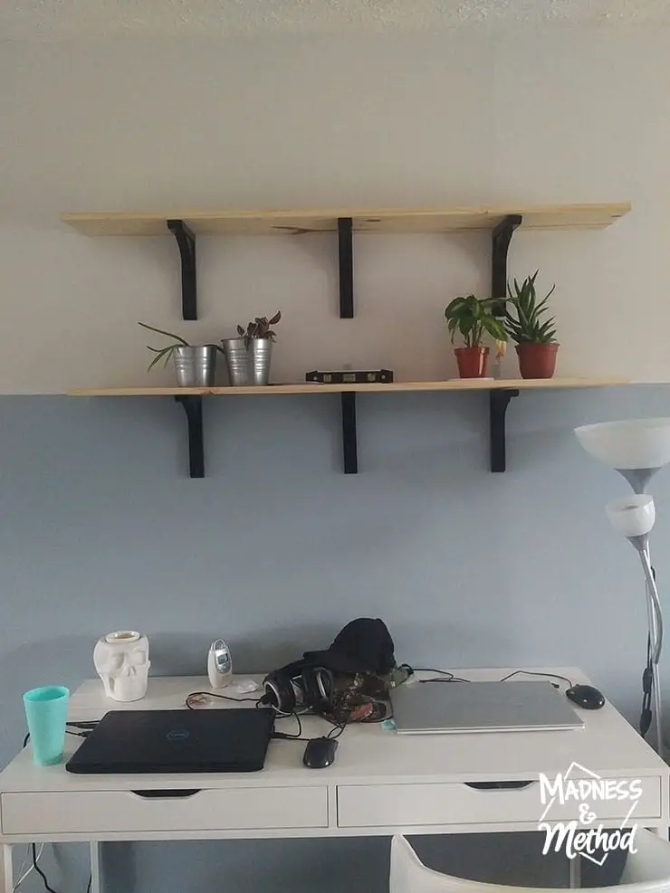 shelves without holes
