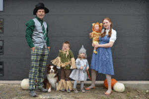 wizard of oz family costume outtakes