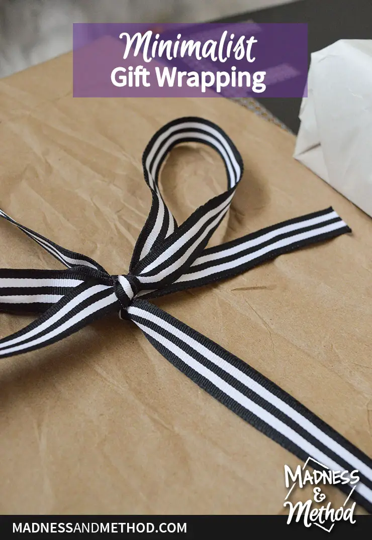 Minimalist Gift Wrapping