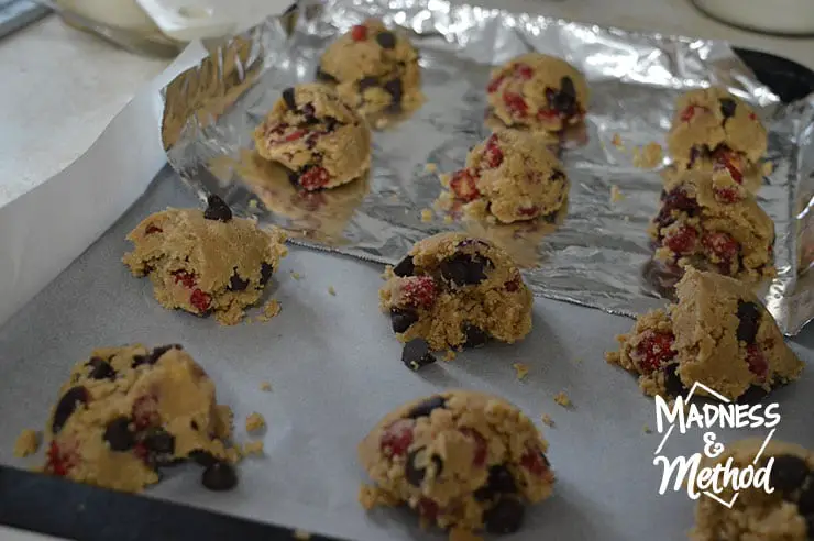 ice cream scoop cookies on tray