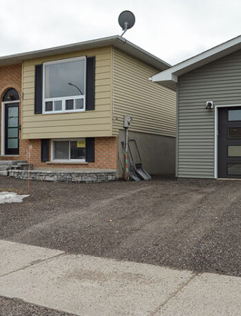 raised ranch with detached garage