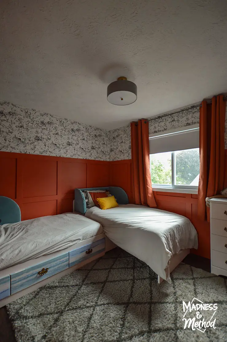 red bedroom beds