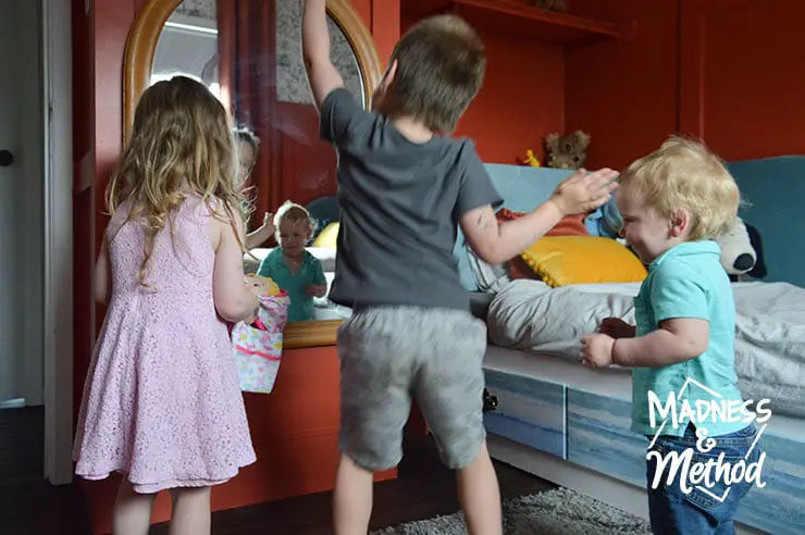 kids dancing in mirror