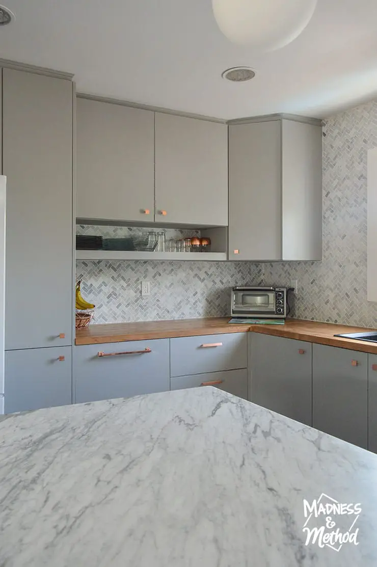 modern gray kitchen marble backsplash