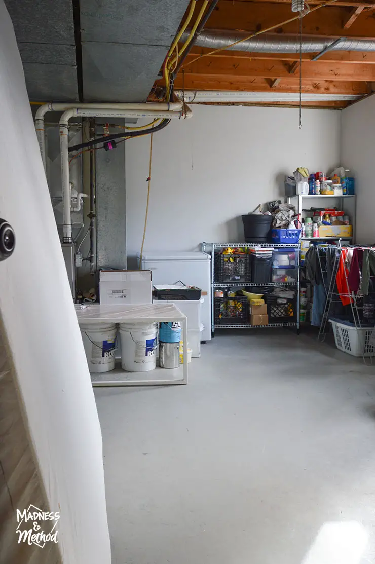 laundry storage room