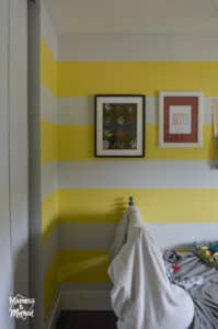 yellow and white stripes