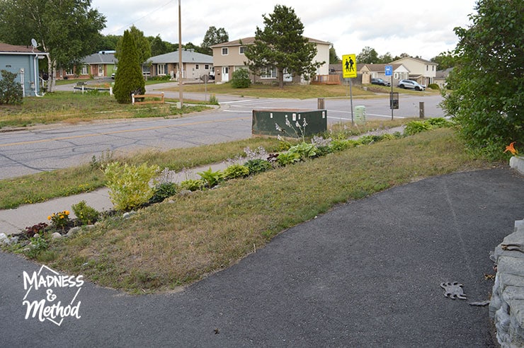front yard landscaping
